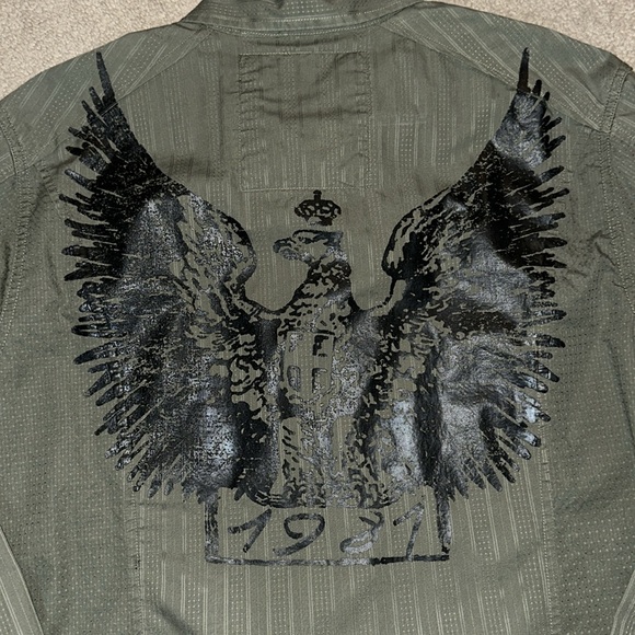 Men’s large Guess button up shirt. - Picture 7 of 7